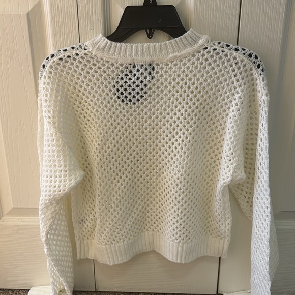 Hollow Out Crew Neck - Picture 4 of 4